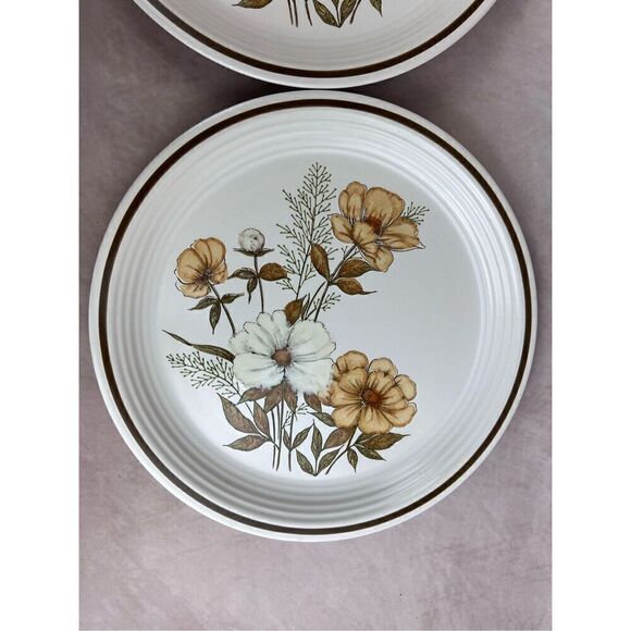 Vintage Town and Country Mill Run Dinner Plates Stone Wear - Picture 3 of 6